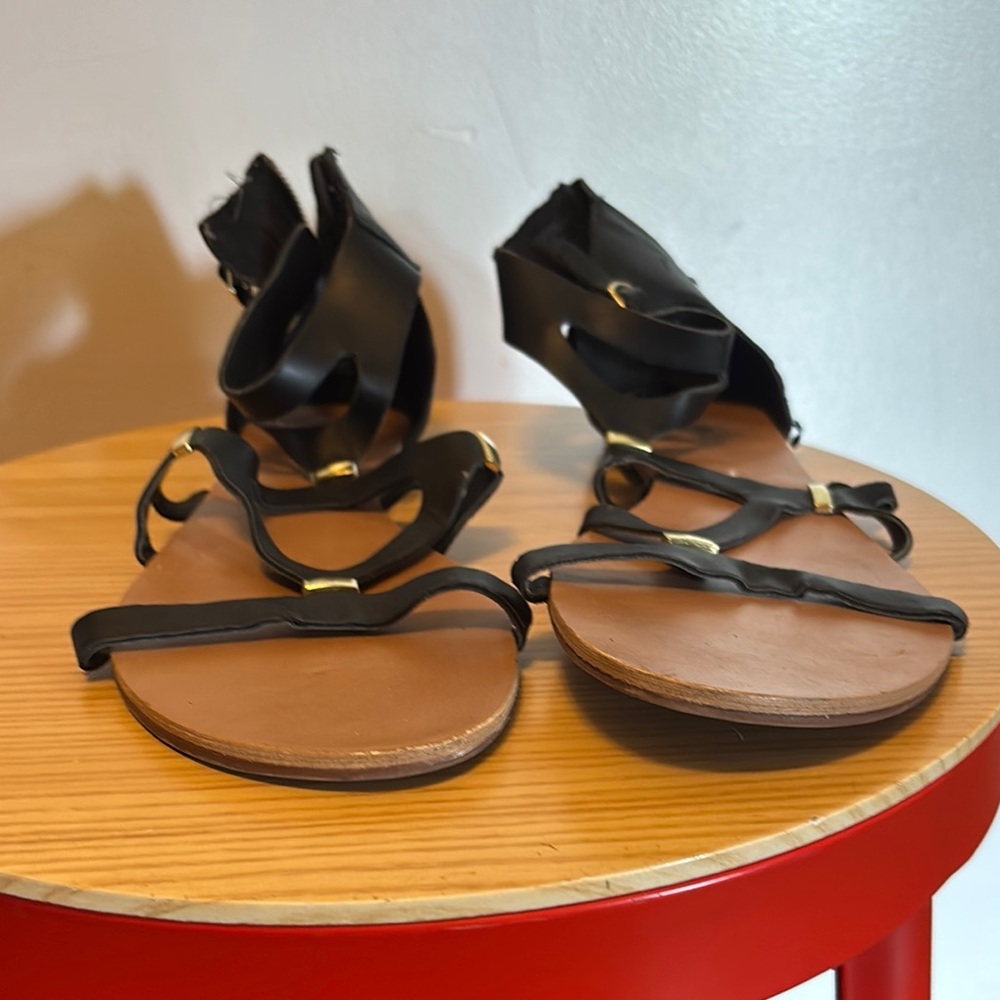 Mossimo Supply Co. Black and Brown Sandals